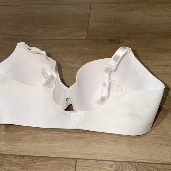 Warner’s Elegant White Women's Bra size 38C - Picture 5 of 5